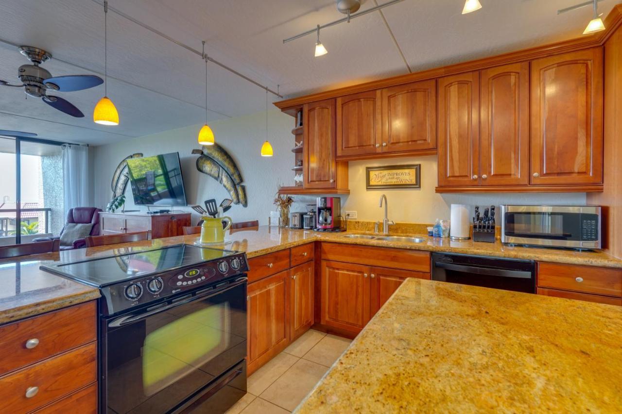 Kona Pacific Top Floor Retreat Ocean View And Pool! Кайлуа Кона Екстериор снимка